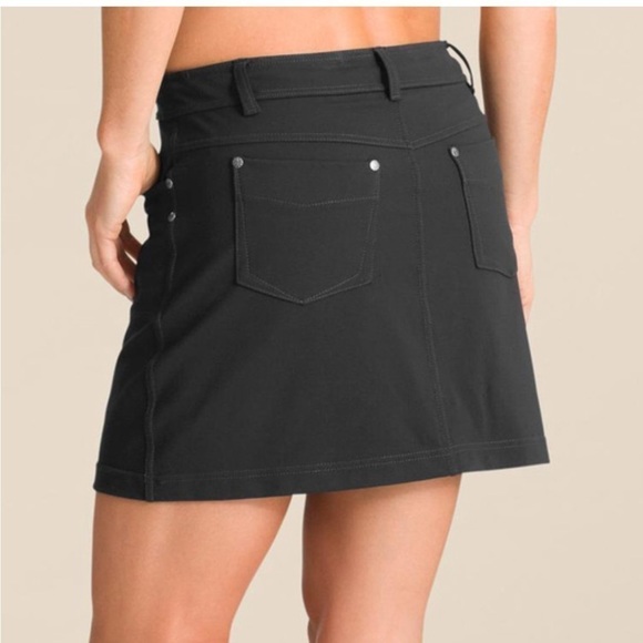 Athleta Black Bettona Classic Skort Black Size Small Athletic Skort - Picture 3 of 12